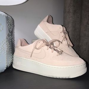 Nike Air Force 1 Sage Low Women’s Pink Suede Shoe